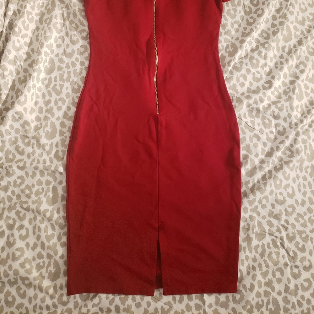 Business dress with gold zipper
